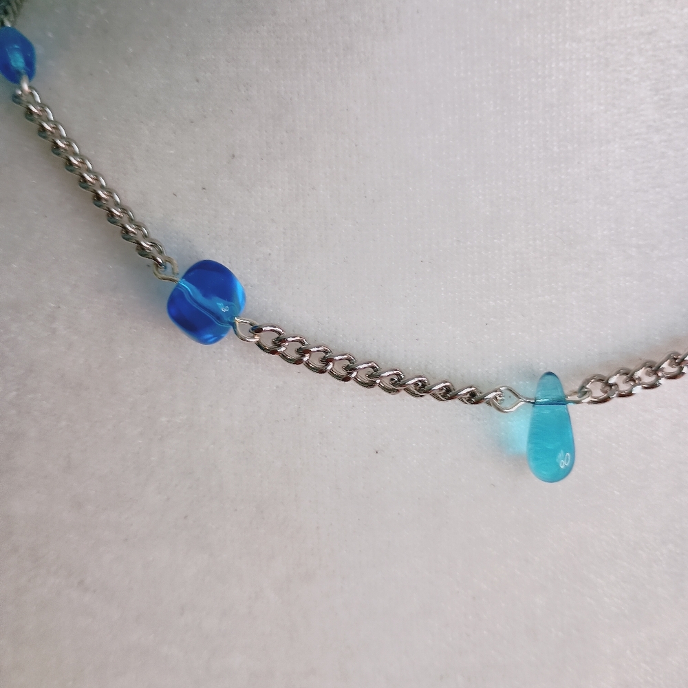 ❤️5 for $20❤️Blue Necklace - Picture 5 of 7